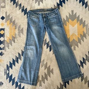American Eagle vintage wide leg jeans with front patch pockets
